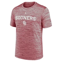 T-shirt Jordan Brand Crimson Oklahoma Sooners 2025 Performance pour homme