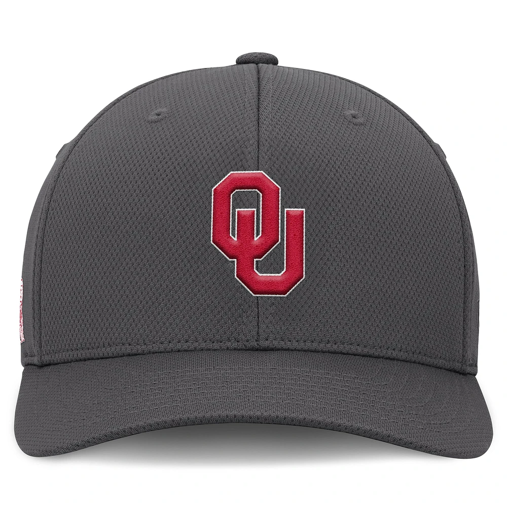 Men's Top of the World  Charcoal Oklahoma Sooners Reflex Logo Flex Hat