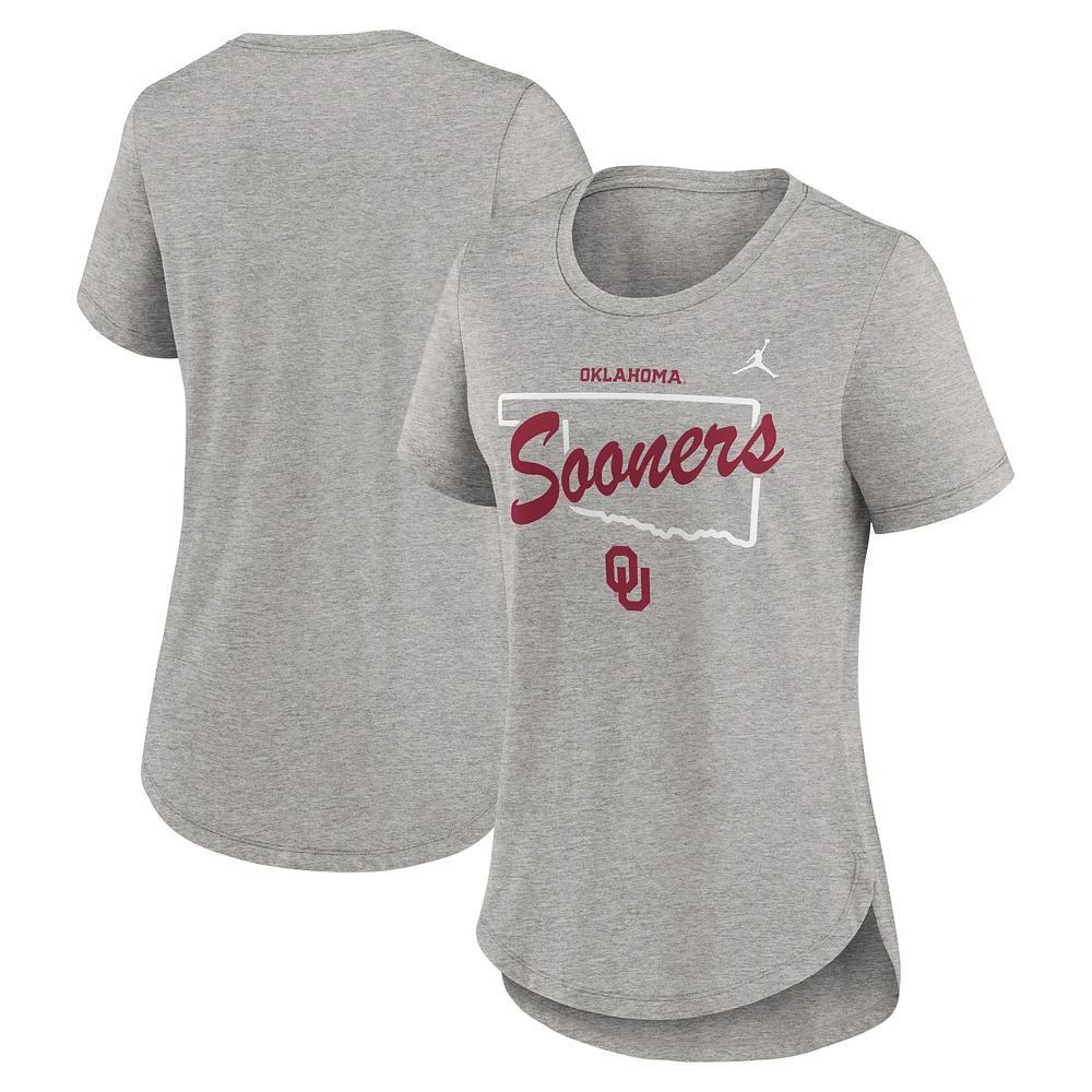 T-shirt tri-blend Jordan Brand Heather Grey pour femme avec logo Mantra sur le campus local des Sooners de l'Oklahoma