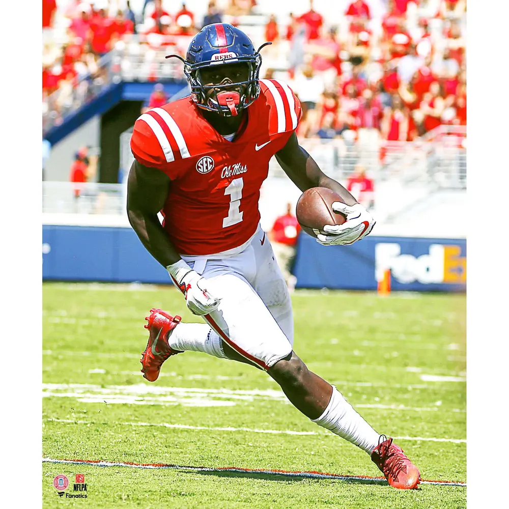 DK Metcalf Ole Miss Rebels Unsigned White Jersey Running Photograph