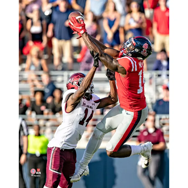 DK Metcalf Ole Miss Rebels Autographed 8 x 10 White Jersey Horizontal  Photograph