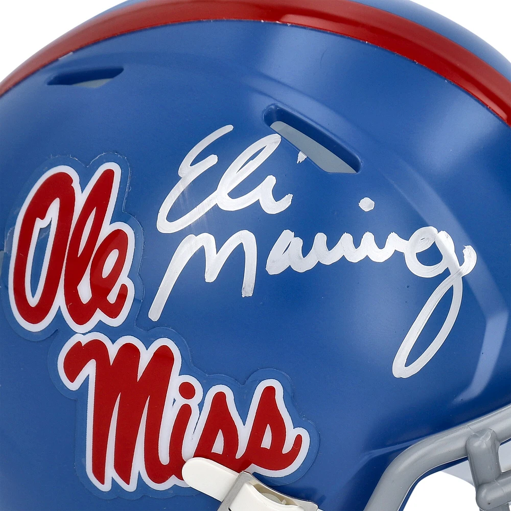 Casque Riddell Speed ​​Mini autographié par Eli Manning des Ole Miss Rebels