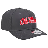 Casquette extensible à boutons-pression Ole Miss Rebels 9SEVENTY de New Era pour homme bleu marine