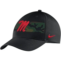 Casquette réglable Nike Black Ole Miss Rebels Military Pack Camo Legacy91 pour homme