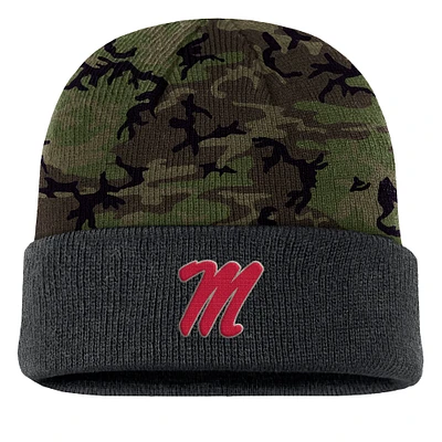 Bonnet en tricot à revers Nike Camo Ole Miss Rebels Military Appreciation pour homme