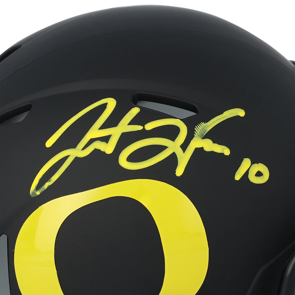 Justin Herbert Oregon Ducks Autographed Riddell Matte Black Speed Mini Helmet 