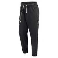 Men's Nike  Black Oregon Ducks Basketball Travel Fleece Performance Pants