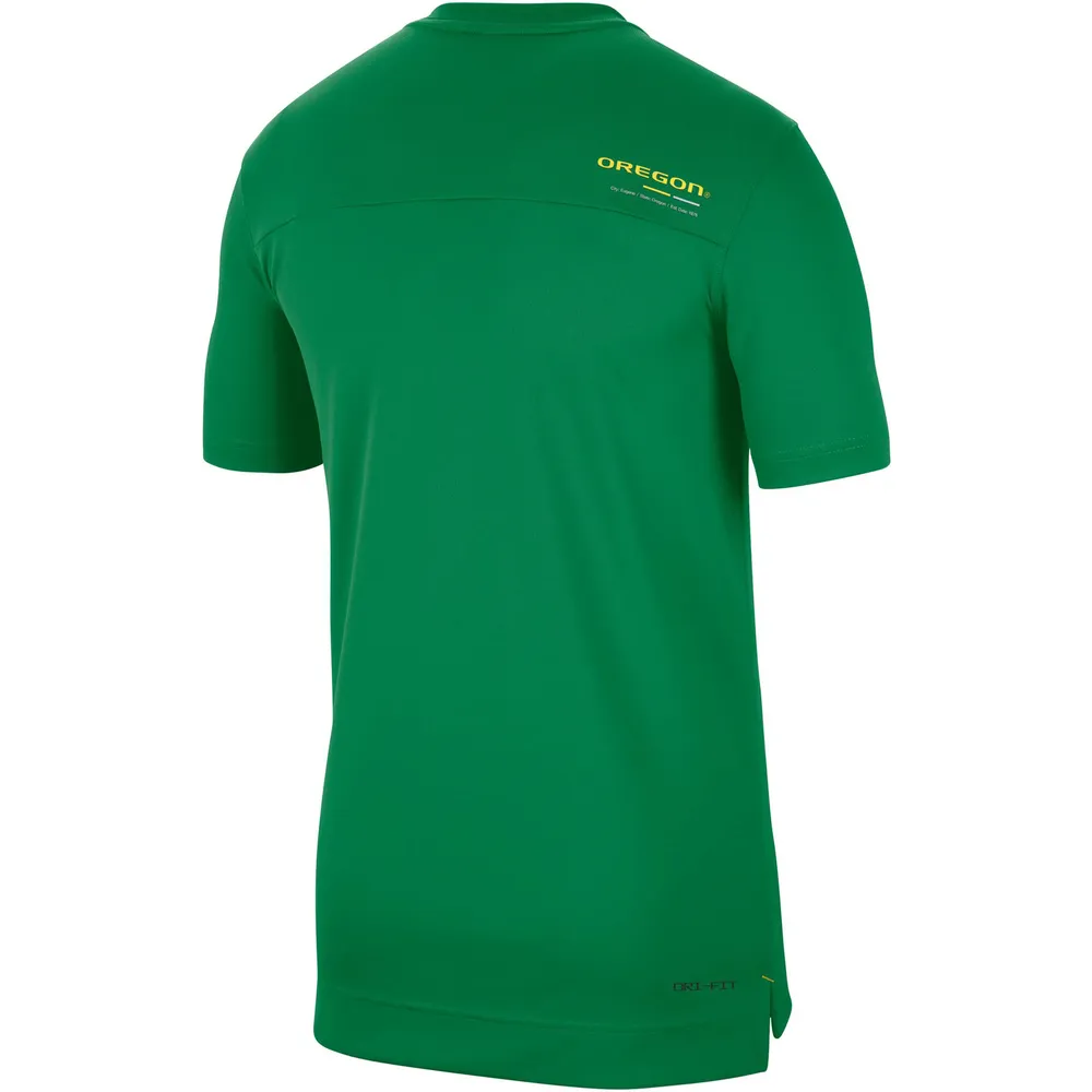 T-shirt de performance anti-UV des entraîneurs Oregon Ducks 2022 Nike vert pour homme