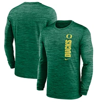 T-shirt à manches longues Nike Sideline Velocity Performance pour homme, vert, Oregon Ducks 2024