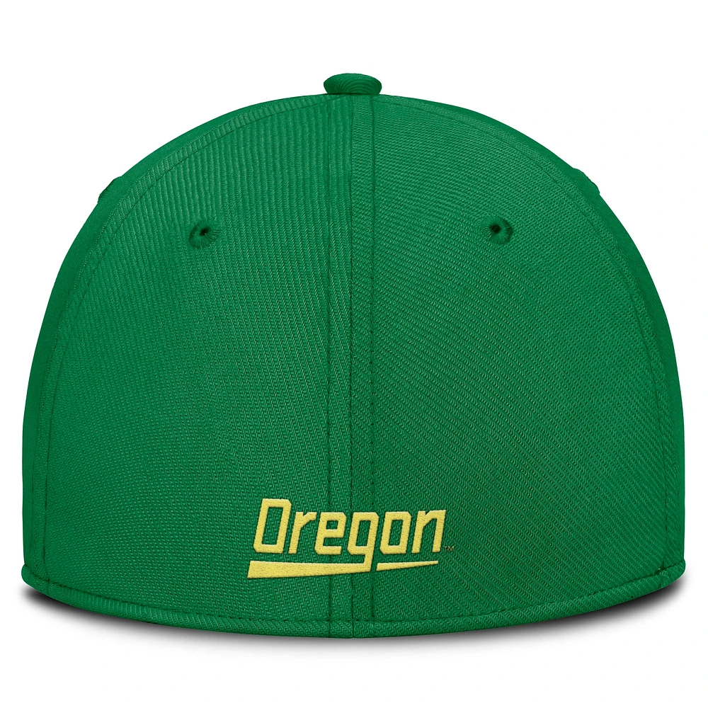 Men's Nike Green Oregon Ducks 2025 Dugout Coaches Rise Swoosh Performance Flex Hat