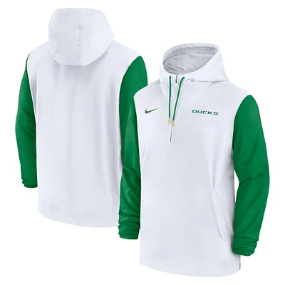 Sweat à capuche Nike blanc Oregon Ducks 2024 Sideline Pregame Player demi-zip pour homme