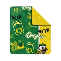 Oregon Ducks 50” x 60” Dream Weave Throw Blanket