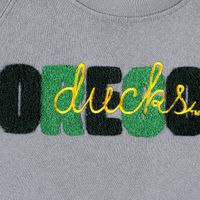 Women's Pressbox Gray Oregon Ducks Pinehurst Chenille Raglan Pullover Sweatshirt