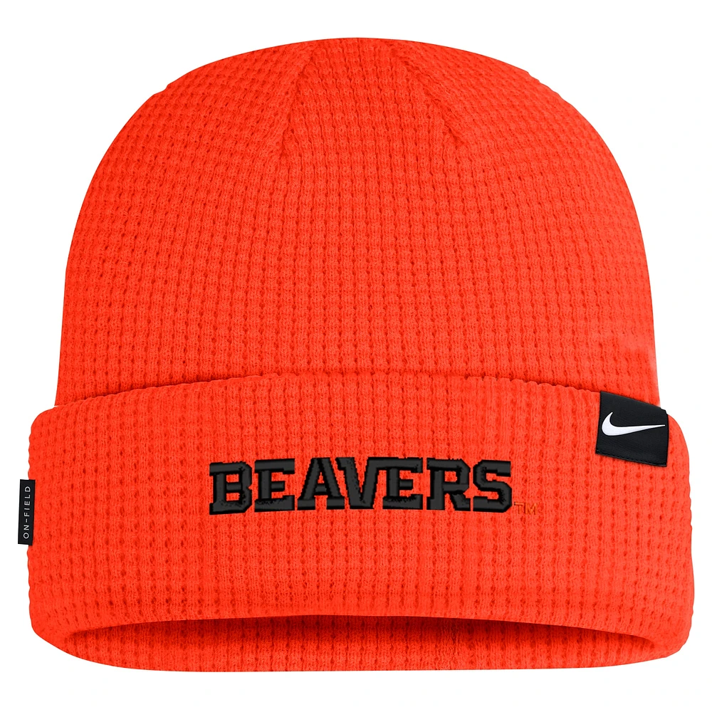 Bonnet tricoté à revers Nike Orange Oregon State Beavers 2024 Sideline Terra pour homme