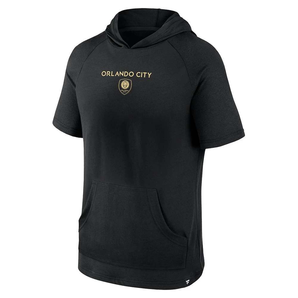 Sweat à capuche noir manches courtes Orlando City SC Match Raglan de marque Fanatics pour hommes