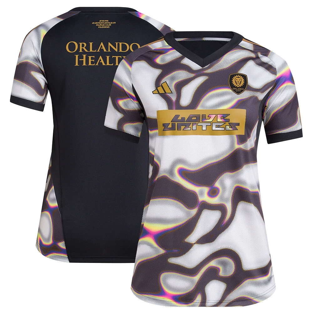 Haut d'avant-match adidas noir Orlando City SC 2024 Pride pour femme