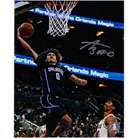 Photographie autographiée de 20,3 x 25,4 cm d'Anthony Black représentant le Dunk d'Orlando Magic contre les Lakers de Los Angeles