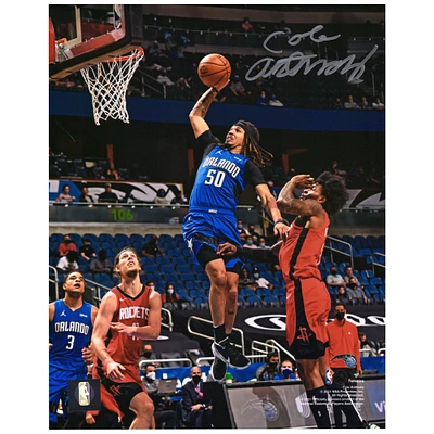 Photographie autographiée de Cole Anthony Orlando Magic Dunk en maillot bleu 8" x 10"