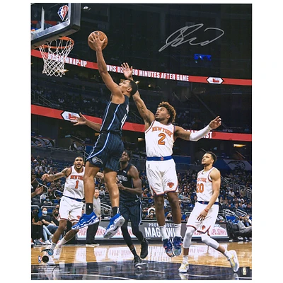 Photographie autographiée de 16'' x 20'' du maillot noir Layup de Jalen Suggs par Orlando Magic