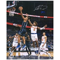 Photographie autographiée de 16'' x 20'' du maillot noir Layup de Jalen Suggs par Orlando Magic