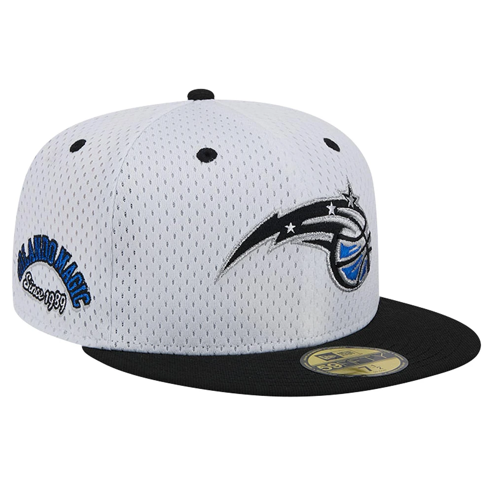 Casquette ajustée Orlando Magic Throwback 2Tone 59FIFTY New Era pour hommes, blanc/noir