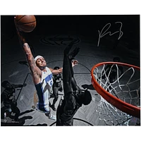 Photographie autographiée de 16" x 20" de Paolo Banchero lors du match Dunk contre Brooklyn Nets entre le Magic d'Orlando et les Nets de Brooklyn