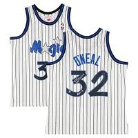 Maillot Swingman blanc autographié par Shaquille O'Neal des Orlando Magic Mitchell & Ness 1993-94 avec inscription « HOF 16 »