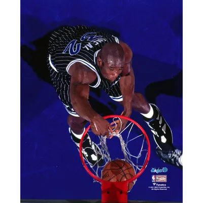 Shaquille O'Neal Orlando Magic Unsigned Hardwood Classics Dribble Look  Photograph