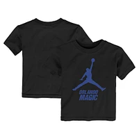 T-shirt Jumpman essentiel Jordan Brand noir Orlando Magic pour tout-petit