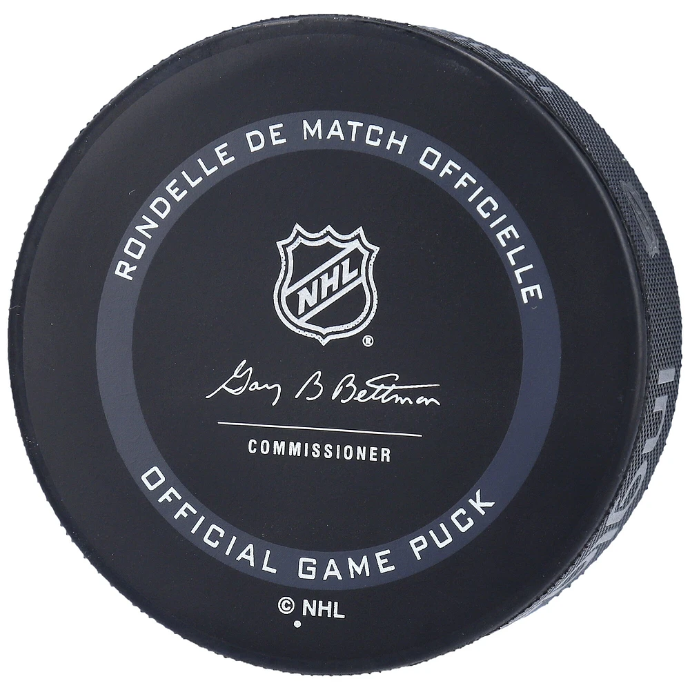 Rondelle de match officielle autographiée par Brady Tkachuk des Sénateurs d'Ottawa, modèle 2021, avec l'inscription « 1st NHL Hat Trick 12/ 11/21 »