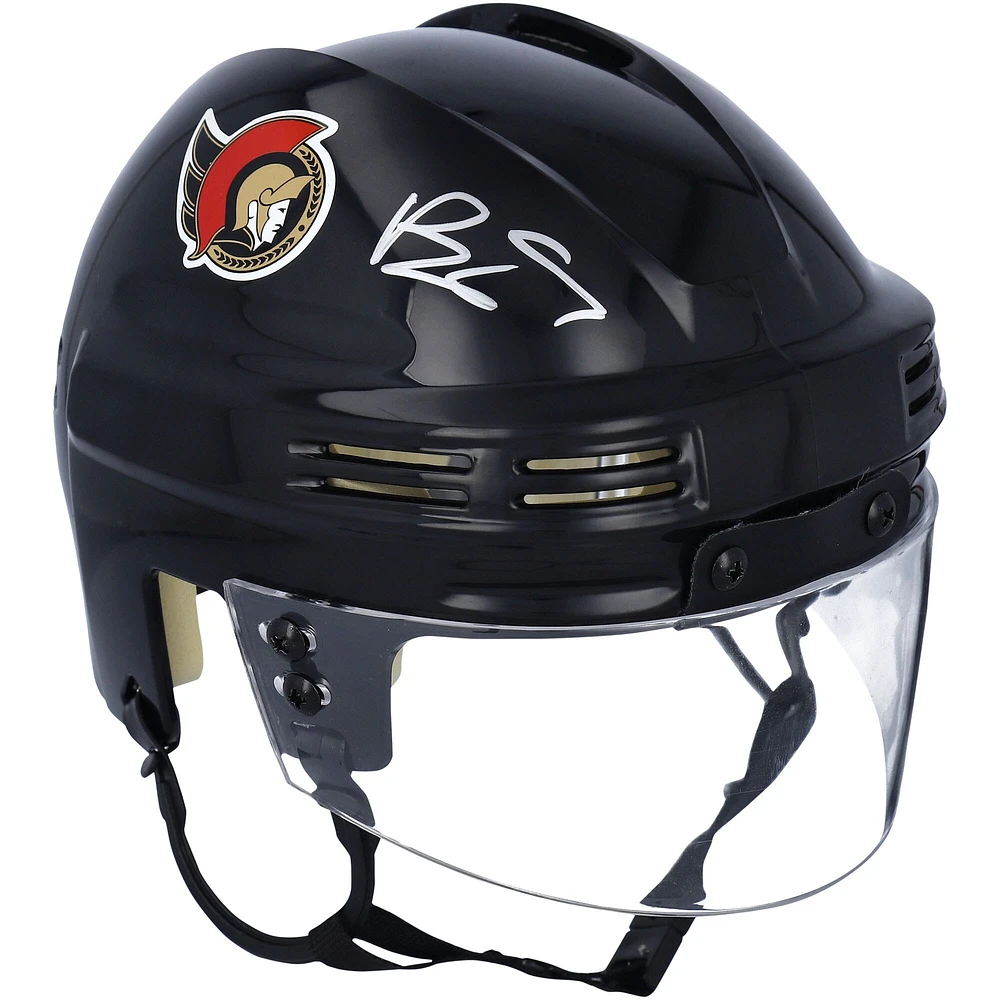 Casque mini noir autographié par Brady Tkachuk des Sénateurs d'Ottawa