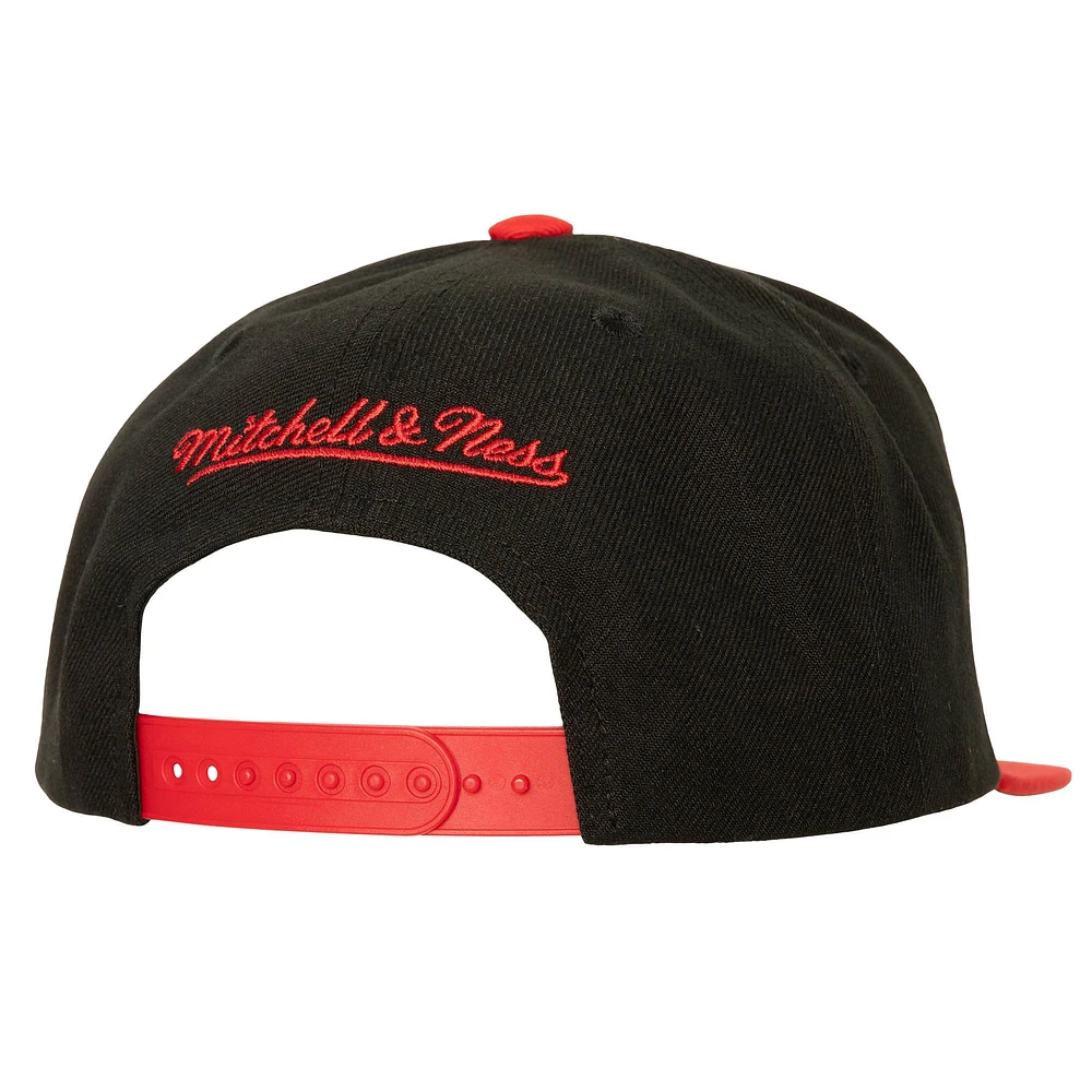 Men's Mitchell & Ness Black Ottawa Senators Core Team Ground 2.0 Snapback Hat