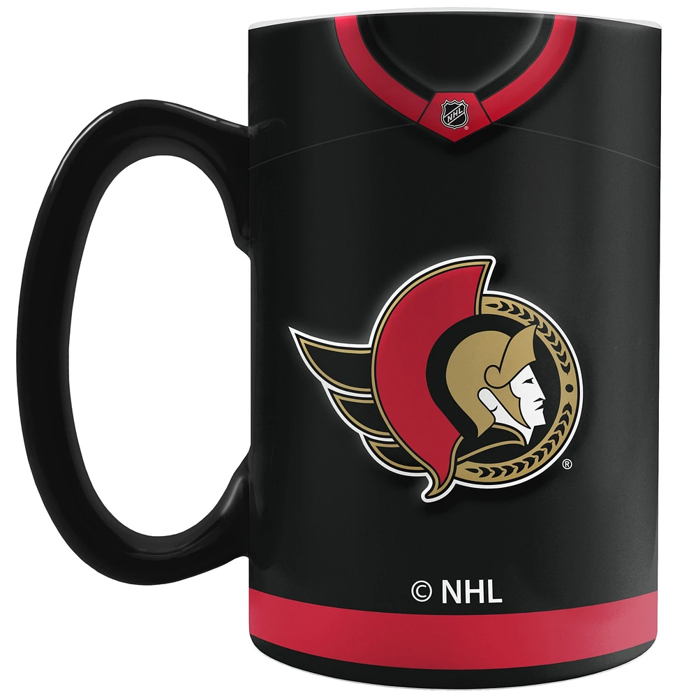 Le Sports Vault Sénateurs d'Ottawa 20 oz. Tasse sculptée en jersey