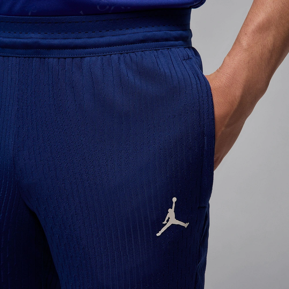 Men's Jordan Brand Blue Paris Saint-Germain 2024/25 Fourth Advance Strike Pants