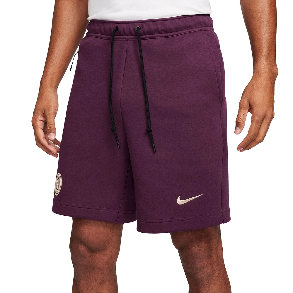 Men's Nike  Burgundy Paris Saint-Germain 2024/25 Tech Fleece Shorts