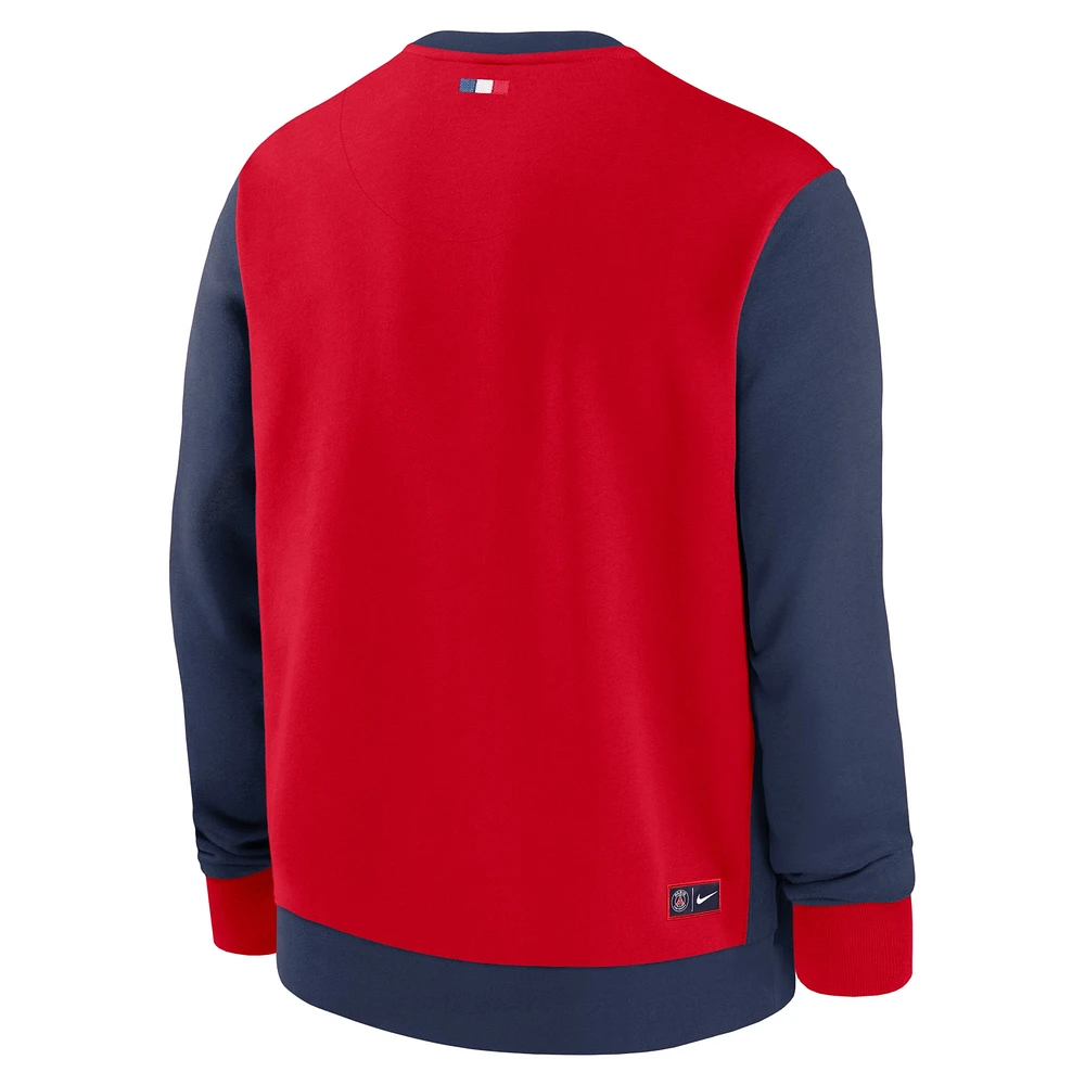 Sweat-shirt Nike Paris Saint-Germain 2023/24 Standard Issue Travel Performance pour homme rouge