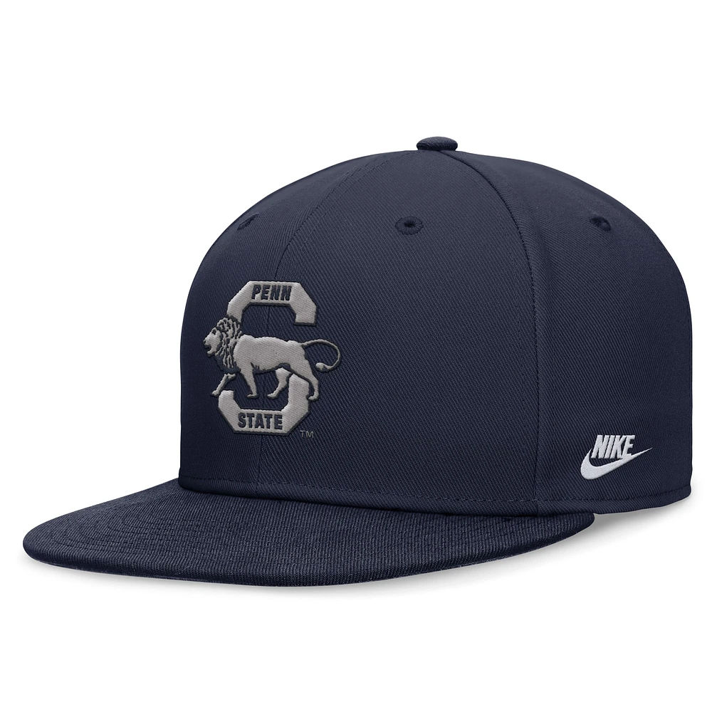 Casquette ajustée Nike Penn State Nittany Lions Legacy True pour hommes, bleu marine