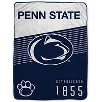 Couverture Pegasus Penn State Nittany Lions 60" x 80" à rayures sur le casque