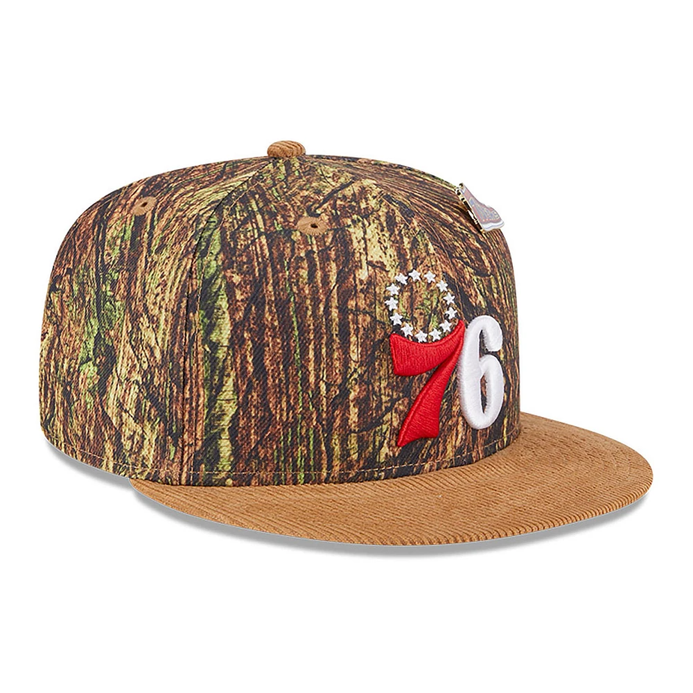Men's New Era  Camo Philadelphia 76ers Victory Grove Forest Sneaker Pin 9FIFTY Snapback Hat