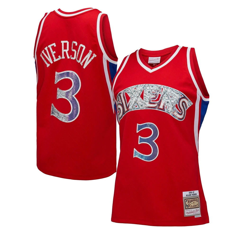 Mitchell & Ness Allen Iverson rouge Philadelphia 76ers 1996/97 Hardwood Classics 75e anniversaire Diamond Swingman - Maillot