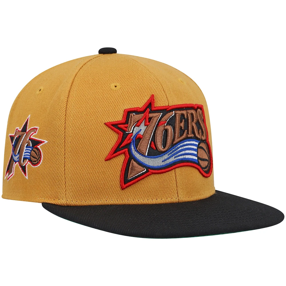 Men's Mitchell & Ness Gold/Black Philadelphia 76ers Hardwood Classics Snapback Hat