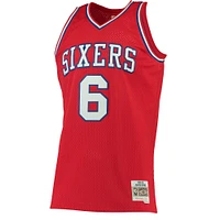 Maillot Swingman Mitchell & Ness Julius Erving Philadelphia 76ers Hardwood Classics rouge pour hommes