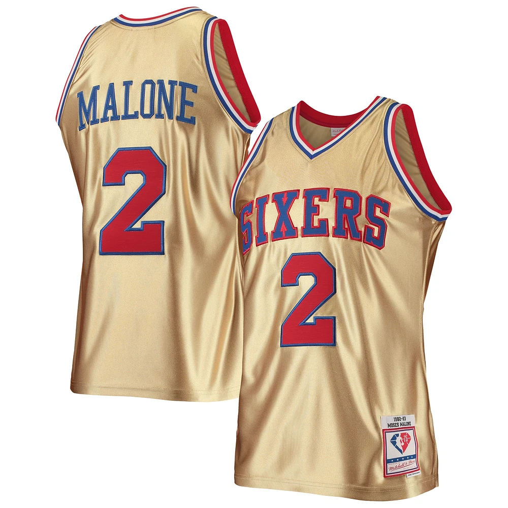 Maillot Homme Mitchell & Ness Moses Malone Or Philadelphia 76ers 75e Anniversaire 1982/83 Hardwood Classics Swingman