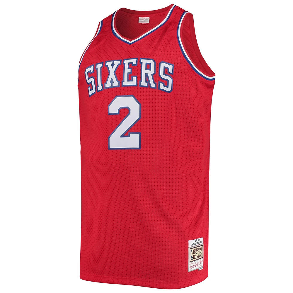 Maillot Swingman Mitchell & Ness Moses Malone rouge Philadelphia 76ers 1982/83 Big Tall Hardwood Classics pour hommes