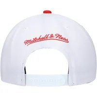 Men's Mitchell & Ness White/Red Philadelphia 76ers Hardwood Classics Core 2-Tone 2.0 Pro Snapback Hat