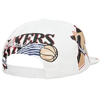 Casquette pour homme Mitchell & Ness blanche Philadelphia 76ers Hardwood Classics In Your Face Deadstock Snapback