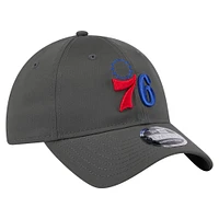 Casquette ajustable New Era 9TWENTY Active Ripstop des Philadelphia 76ers pour homme, couleur charbon
