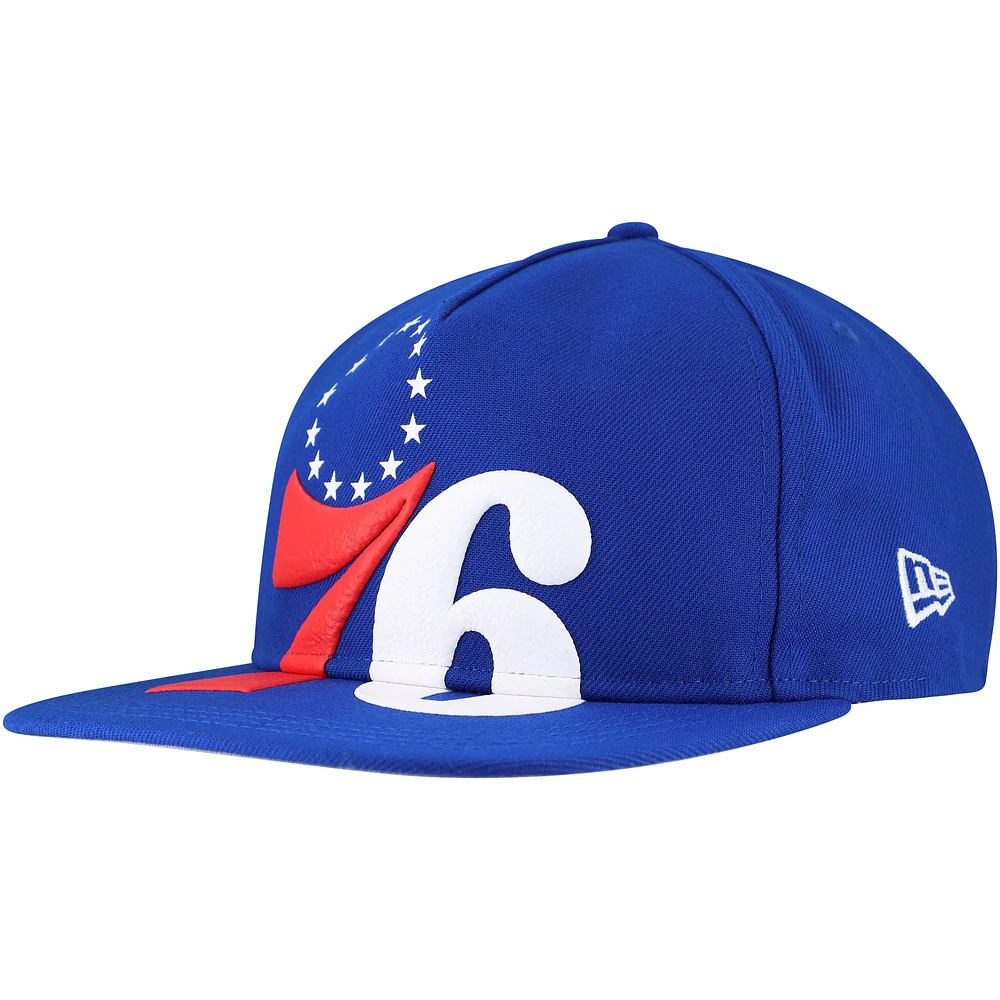 Casquette snapback surdimensionnée avec logo imprimé bouffant Royal Philadelphia 76ers New Era pour hommes