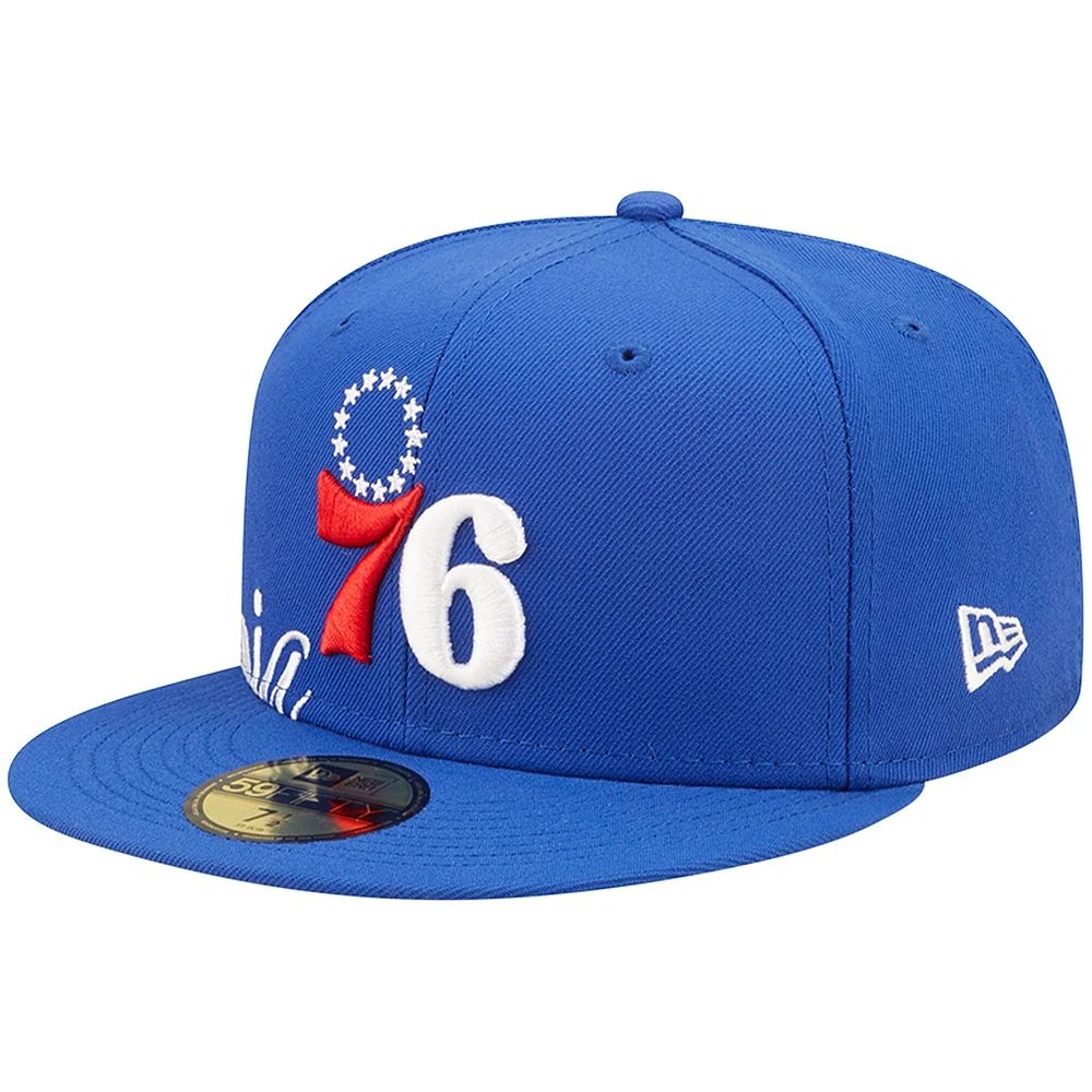 Casquette ajustée New Era Royal Philadelphia 76ers 59FIFTY à fente latérale pour homme