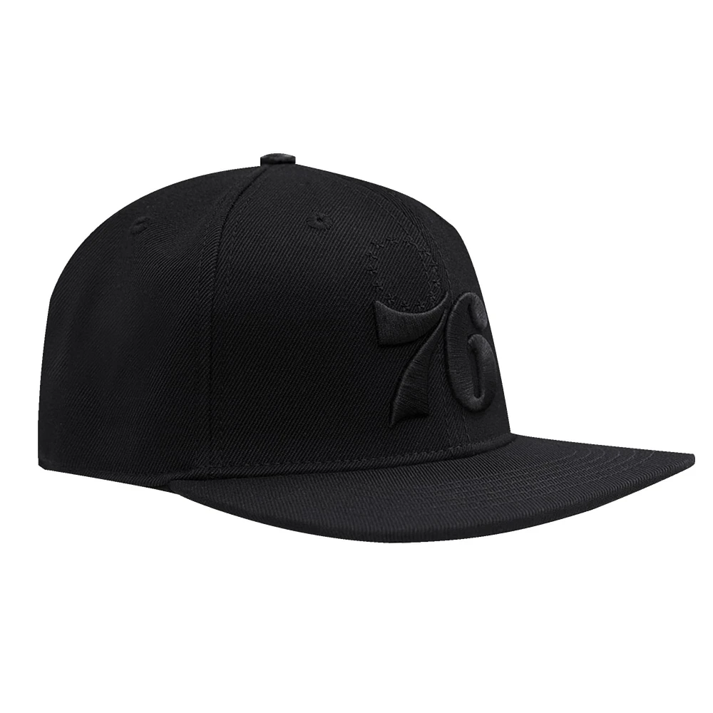 Men's Pro Standard  Black Philadelphia 76ers Classics Tonal Snapback Hat